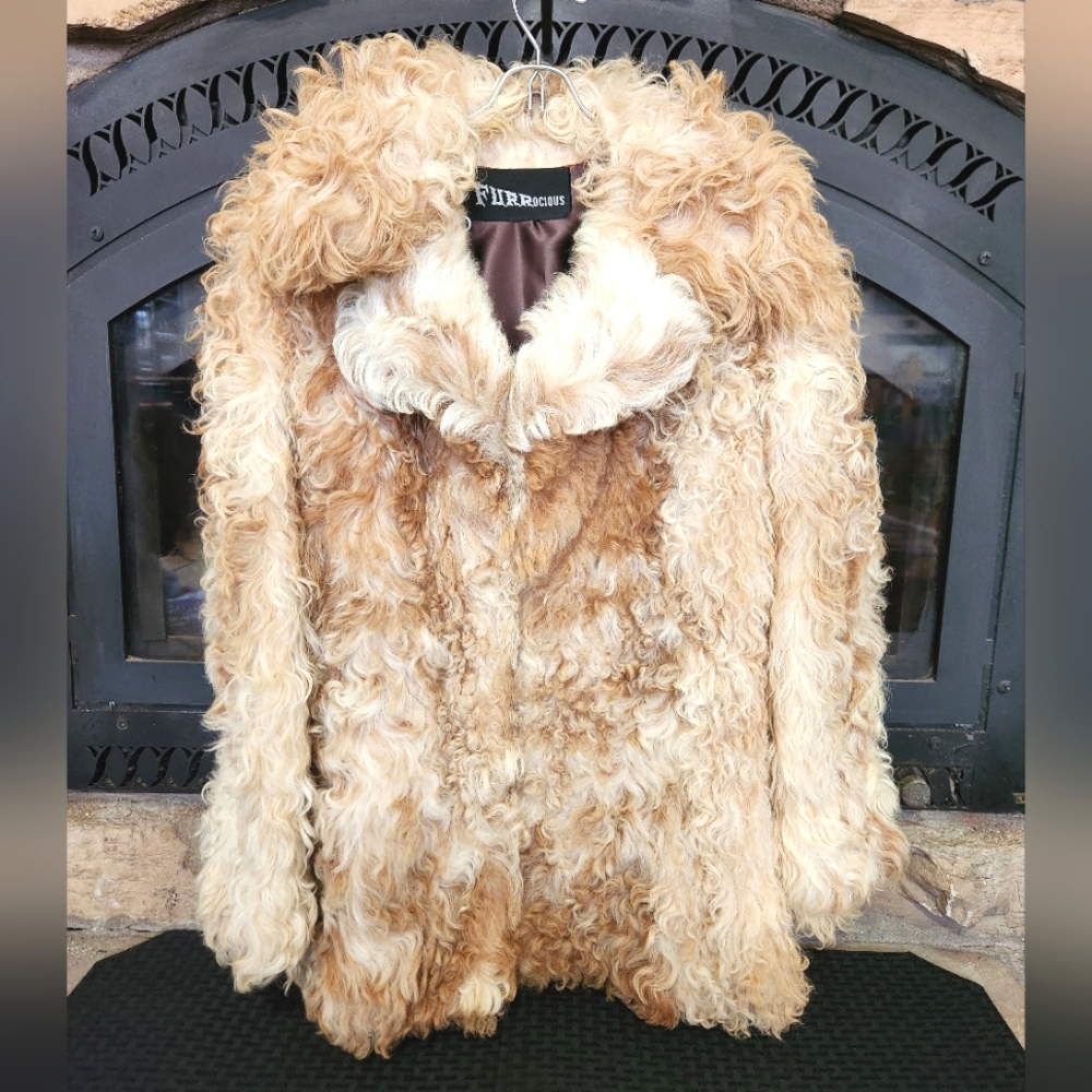 Vintage 70s 80s Naturally Curly Lamb Spain Style 101-L RN34517 Real Fur Size M